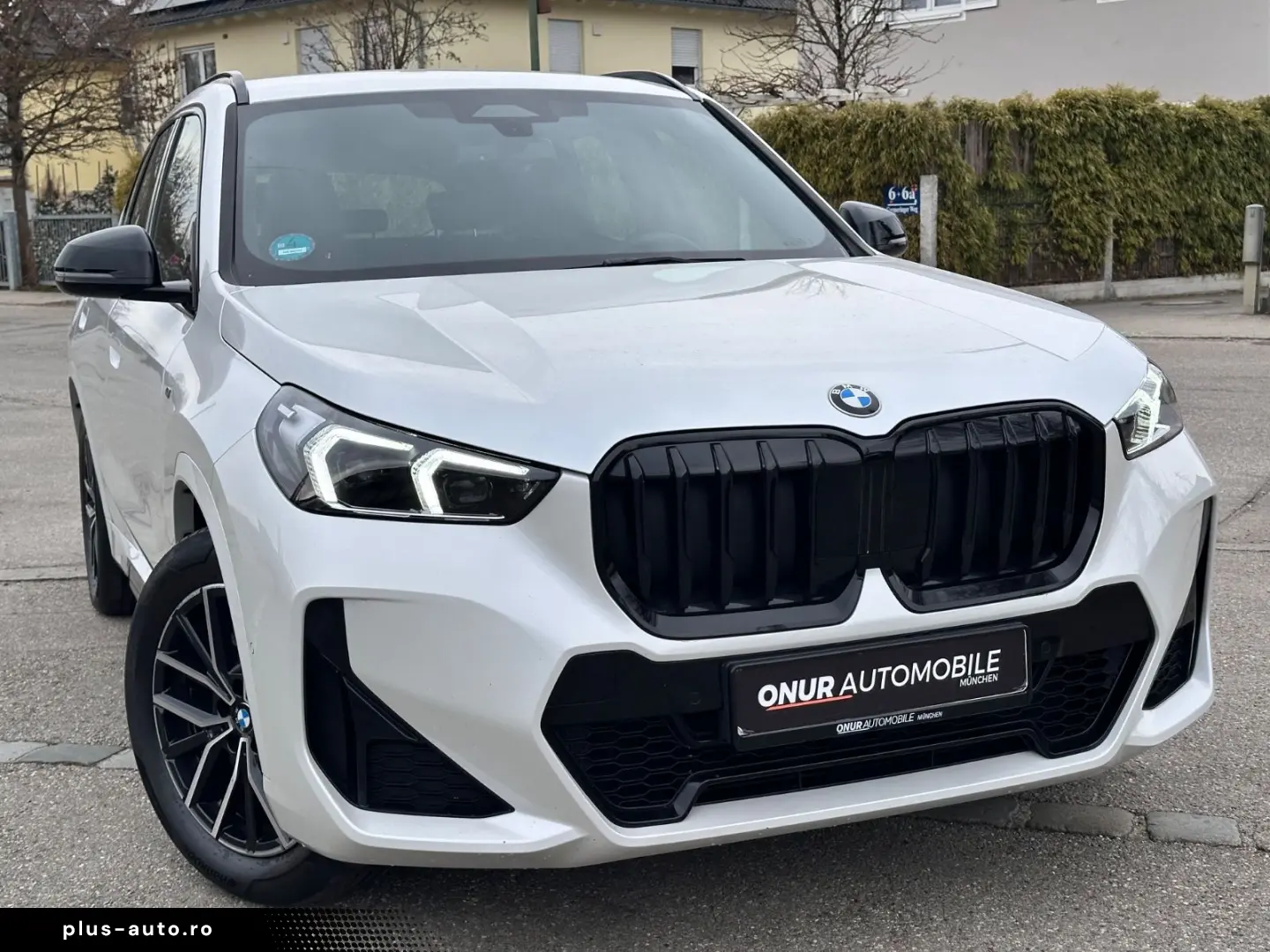 BMW X1 23d xDrive M-Sport Navi AHK ACC Leder