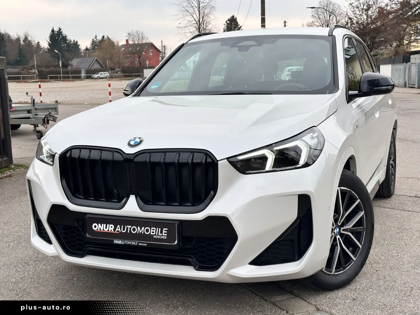 BMW X1 23d xDrive M-Sport Navi AHK ACC Leder
