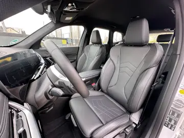 BMW X1 23d xDrive M-Sport Navi AHK ACC Leder