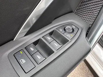 BMW X1 23d xDrive M-Sport Navi AHK ACC Leder