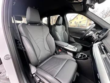 BMW X1 23d xDrive M-Sport Navi AHK ACC Leder