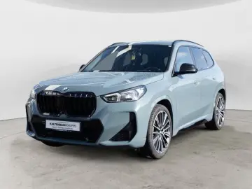 BMW X1 xDrive 23d M-Sport AHK HUD 360  LED ACC NAVI