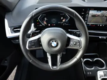 BMW X1 xDrive 23d M-Sport AHK HUD 360  LED ACC NAVI