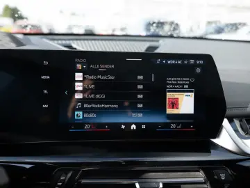 BMW X1 xDrive 23d M-Sport AHK HUD 360  LED ACC NAVI