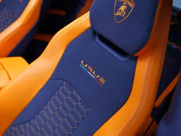 LAMBORGHINI Urus 4.0 V8 Graphite Capsule  BTW Massage PPF Fa