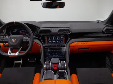 LAMBORGHINI Urus 4.0 V8 Graphite Capsule  BTW Massage PPF Fa