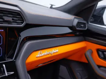 LAMBORGHINI Urus 4.0 V8 Graphite Capsule  BTW Massage PPF Fa