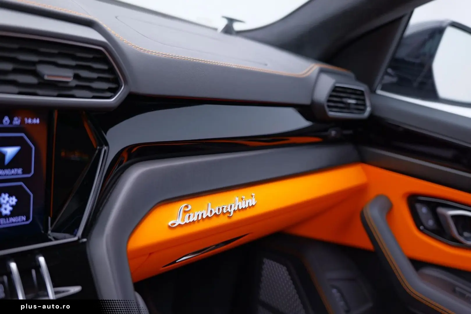 LAMBORGHINI Urus 4.0 V8 Graphite Capsule  BTW Massage PPF Fa
