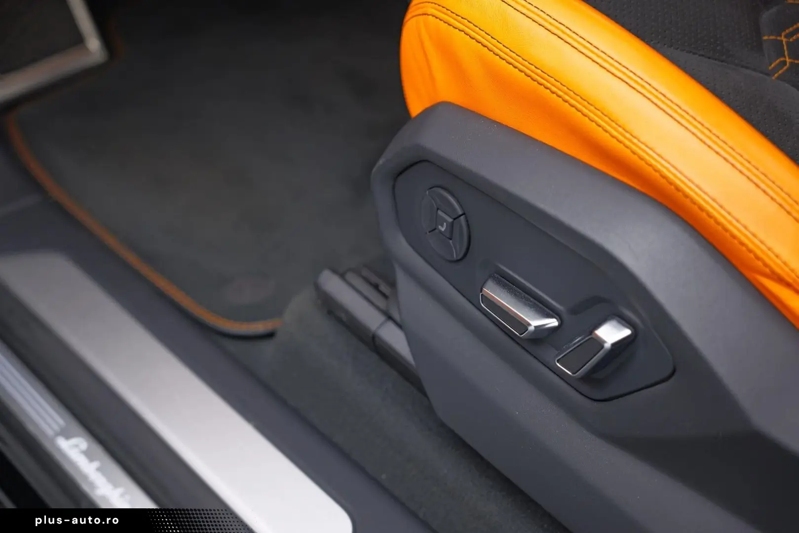 LAMBORGHINI Urus 4.0 V8 Graphite Capsule  BTW Massage PPF Fa