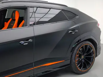 LAMBORGHINI Urus 4.0 V8 Graphite Capsule  BTW Massage PPF Fa