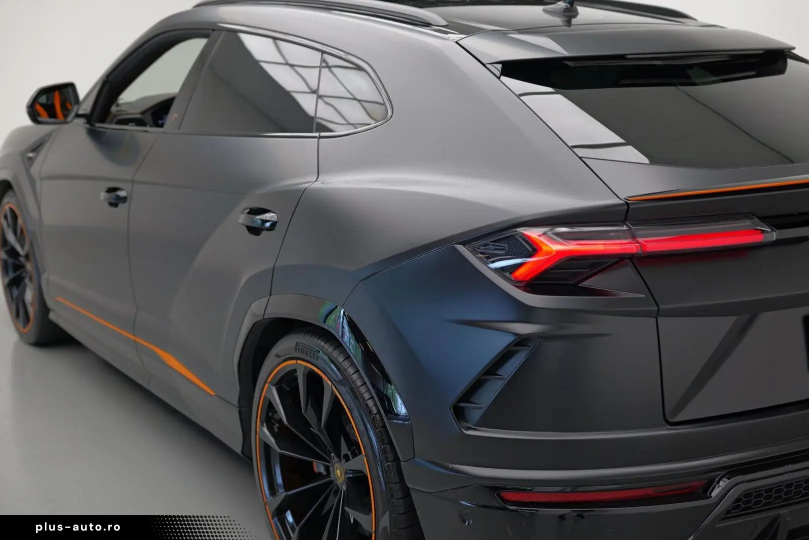 LAMBORGHINI Urus 4.0 V8 Graphite Capsule  BTW Massage PPF Fa