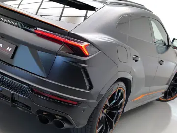 LAMBORGHINI Urus 4.0 V8 Graphite Capsule  BTW Massage PPF Fa