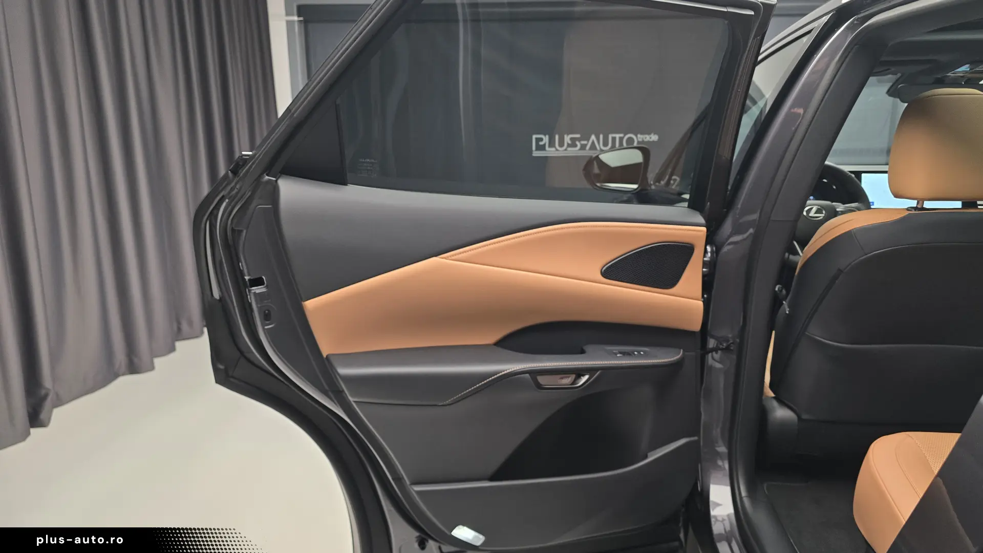 Lexus RX450d F Sport Design