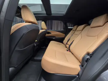 Lexus RX450d F Sport Design