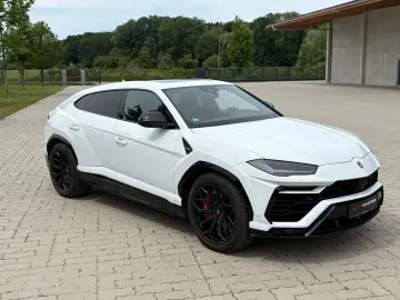 LAMBORGHINI Urus MY2022  Pano  B&O  HUD  Akrapovic  Massage
