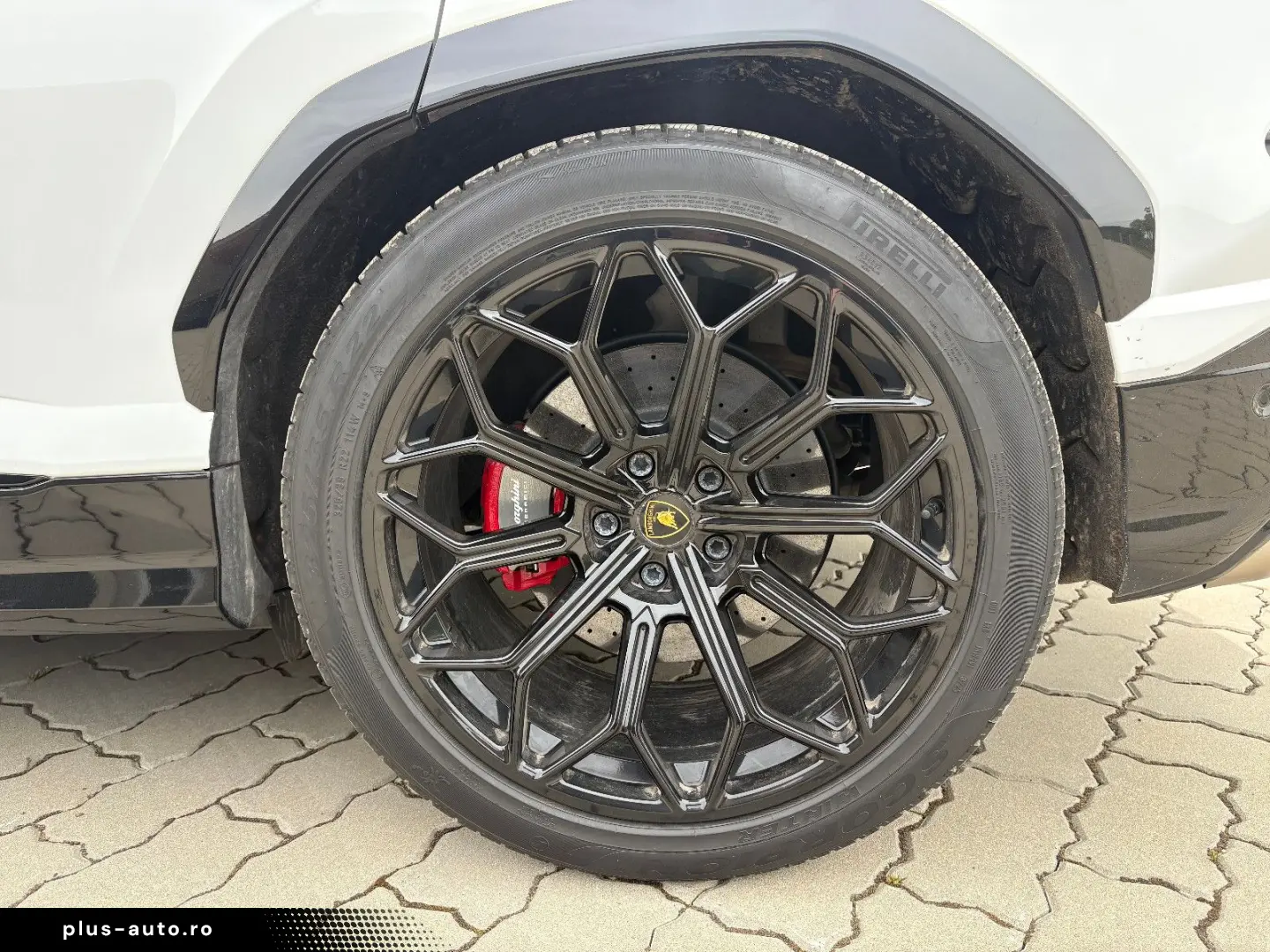 LAMBORGHINI Urus MY2022  Pano  B&O  HUD  Akrapovic  Massage
