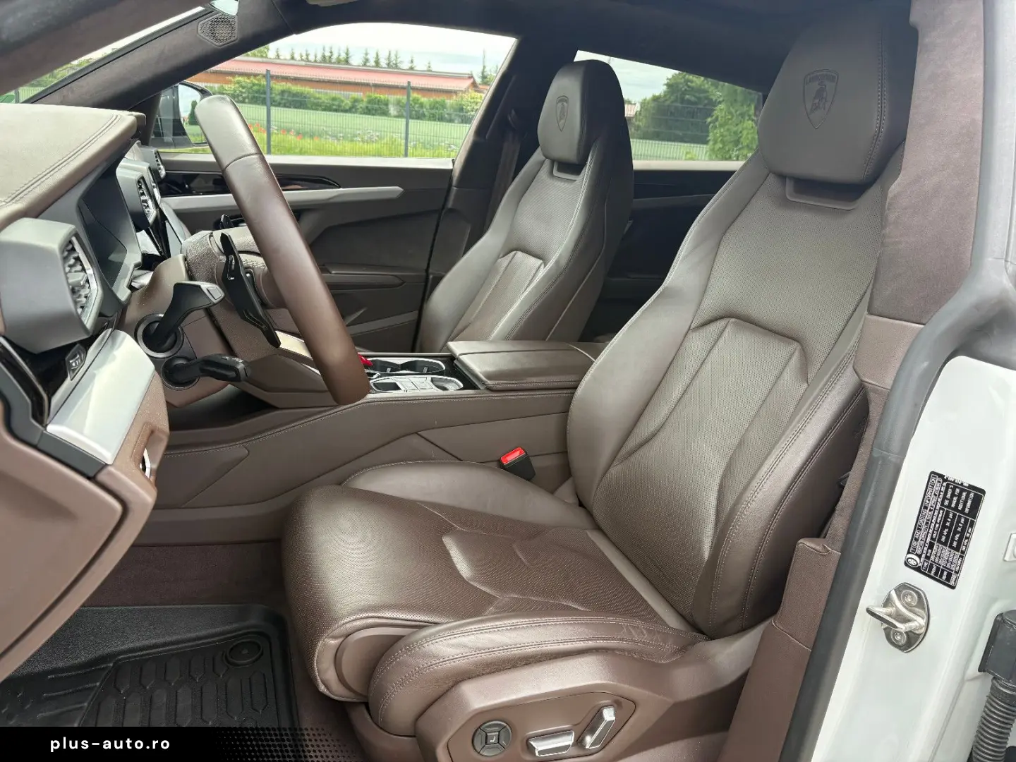 LAMBORGHINI Urus MY2022  Pano  B&O  HUD  Akrapovic  Massage