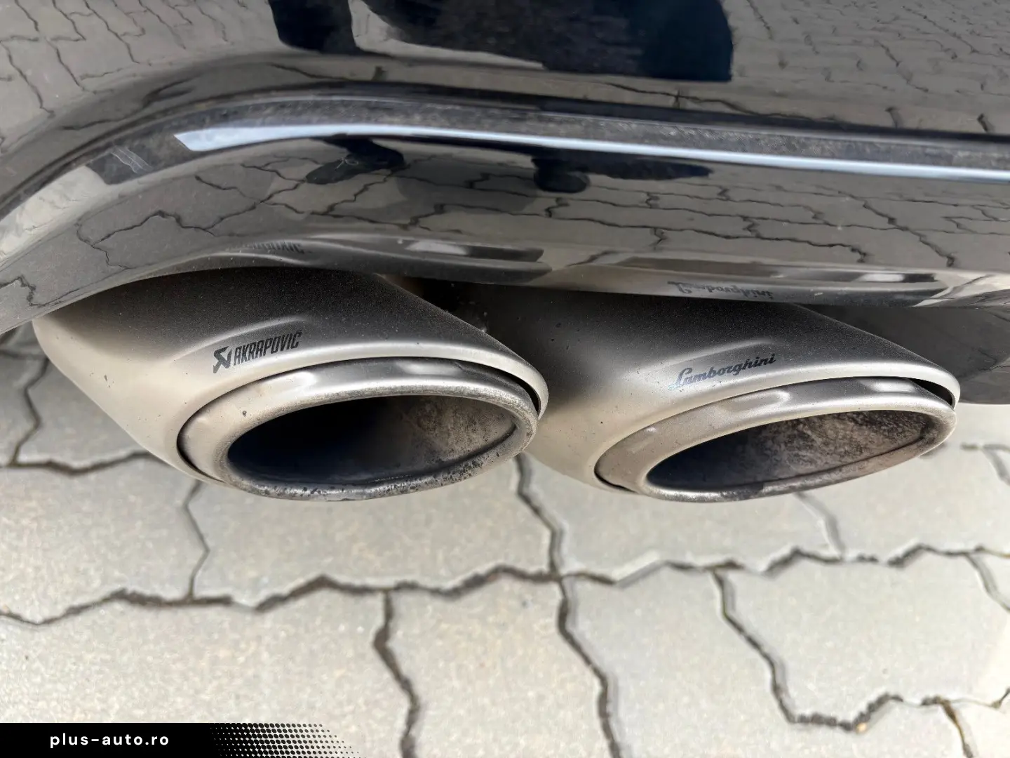 LAMBORGHINI Urus MY2022  Pano  B&O  HUD  Akrapovic  Massage