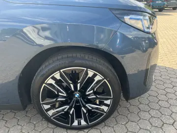 BMW X3 20d xDrive AHK Panodach Navi Harman Kardon