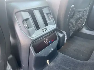 BMW X3 20d xDrive AHK Panodach Navi Harman Kardon