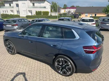 BMW X3 20d xDrive AHK Panodach Navi Harman Kardon