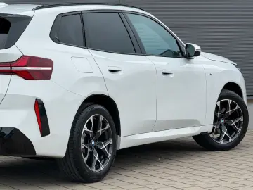 BMW X3 20d xDrive M Sport Pano Sitzklima AHK HarmanK