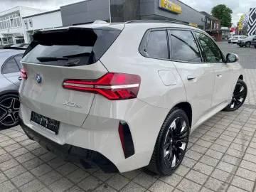 BMW X3 20 xD MSPORT HUD PANO DA  PA  H K MEMORY AHK