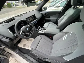BMW X3 20 xD MSPORT HUD PANO DA  PA  H K MEMORY AHK