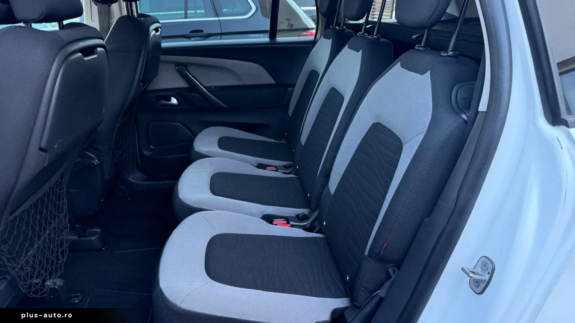 CITROEN C4     7 locuri