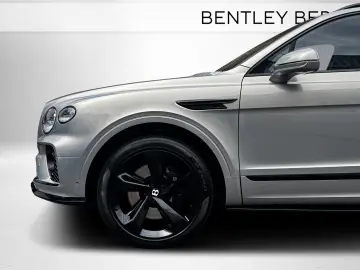 Bentley Bentayga V8 -1.HAND-BLACKLINE - BENTLEY BERLIN -