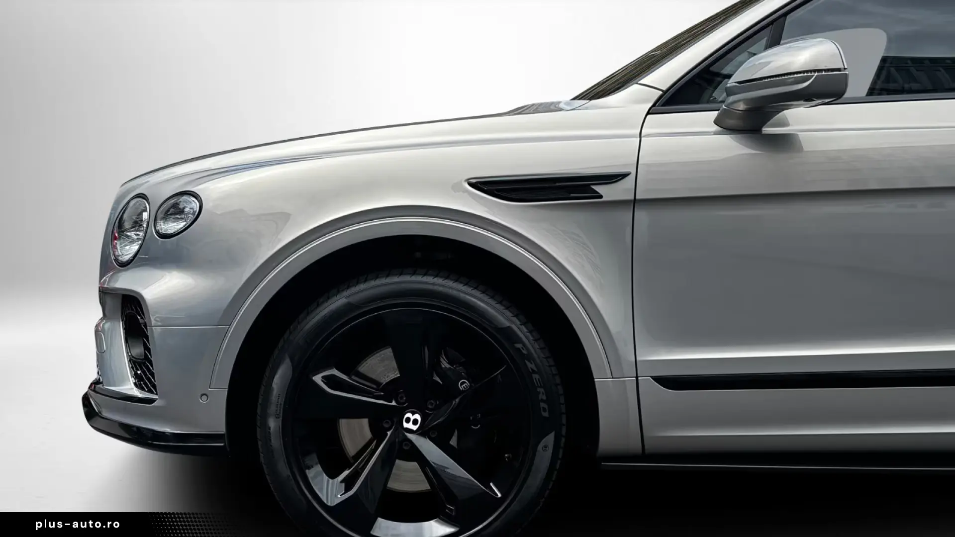 Bentley Bentayga V8 -1.HAND-BLACKLINE - BENTLEY BERLIN -