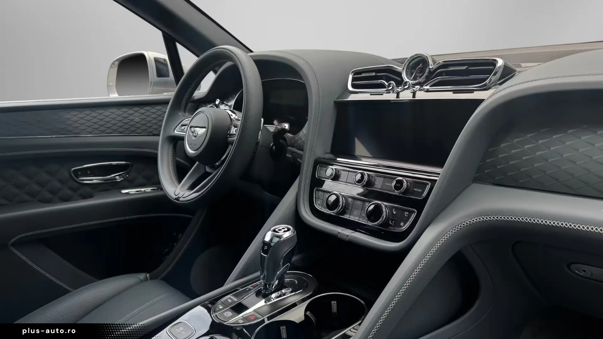 Bentley Bentayga V8 -1.HAND-BLACKLINE - BENTLEY BERLIN -