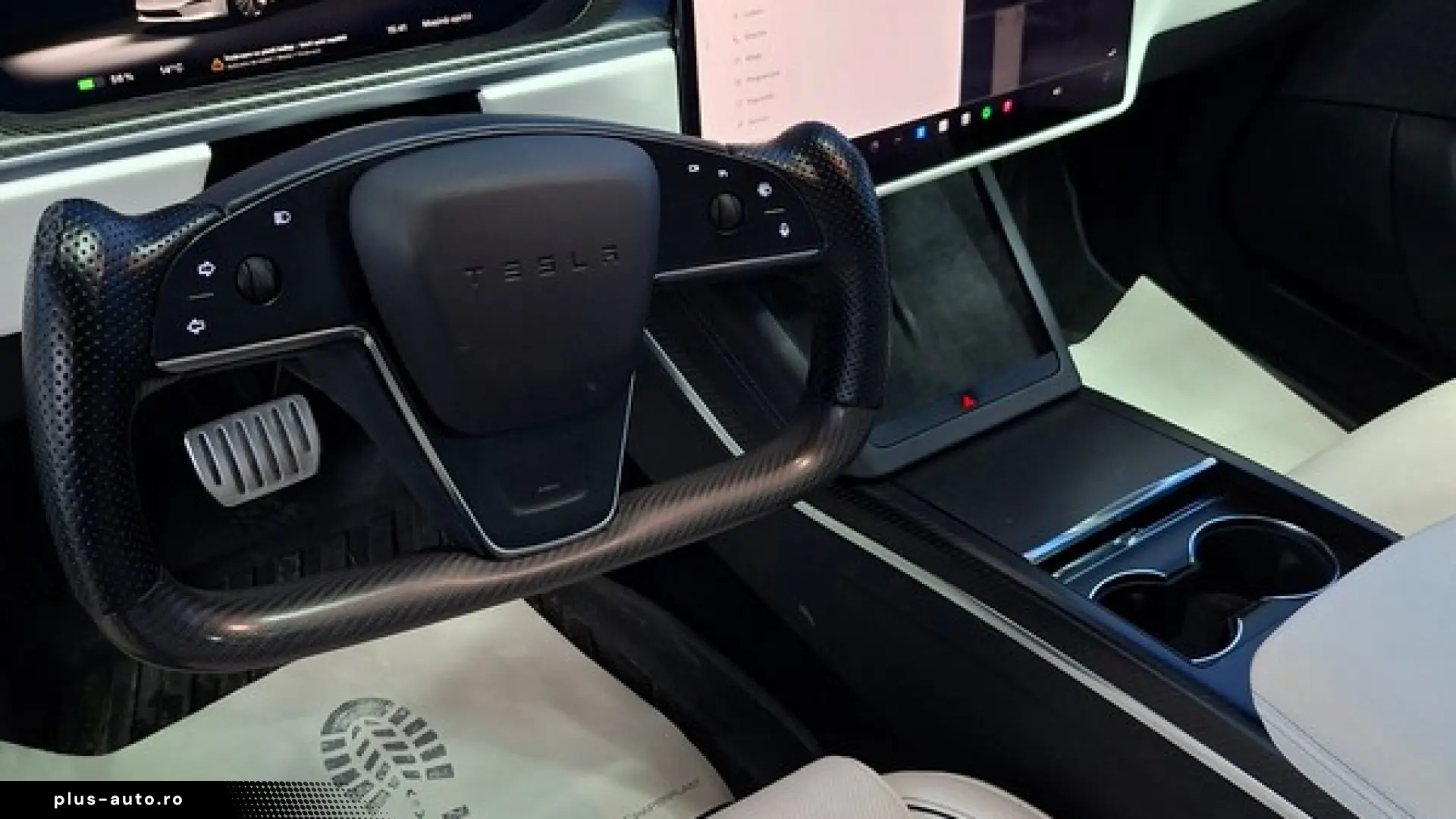 Tesla MODEL S – Plaid