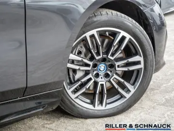 BMW 550e xDrive M-Sport 360 KAM H K SITZBELÜFTUNG