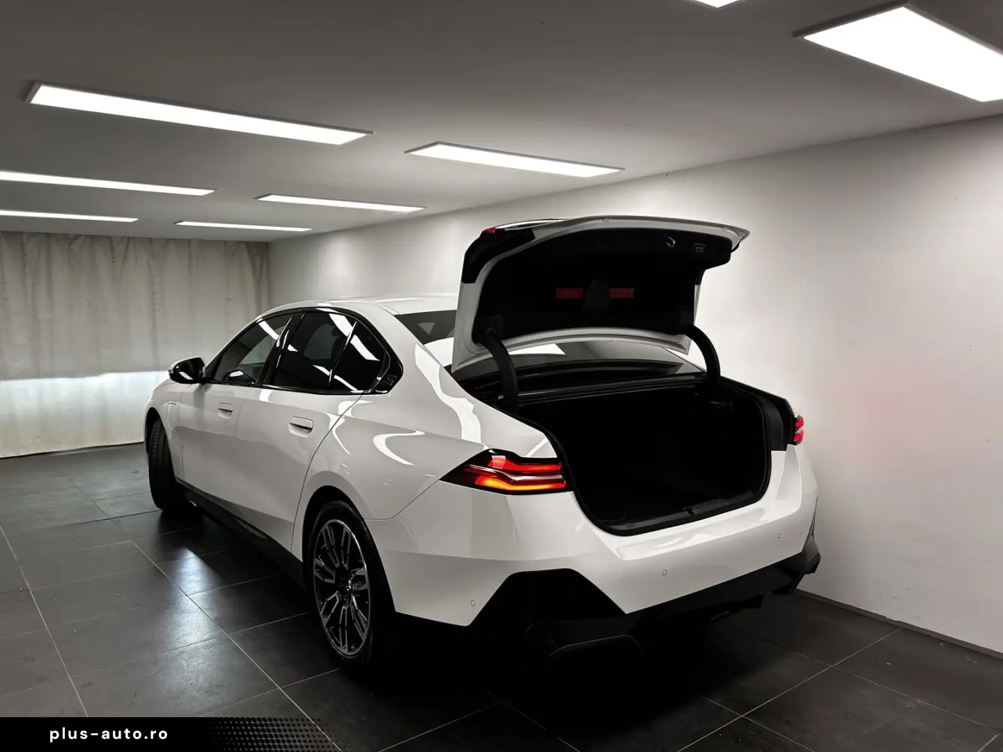BMW 550e xDrive Lim. M Sportpaket B&W Drivingass. Pr