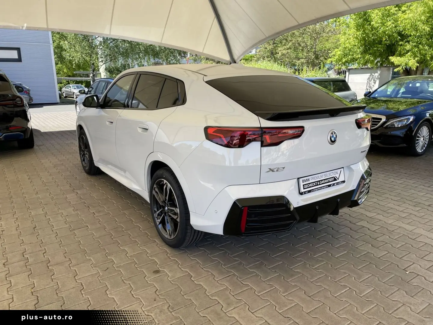 BMW X2 xDrive20d    M Sport LED LC Plus AHK Kamera M