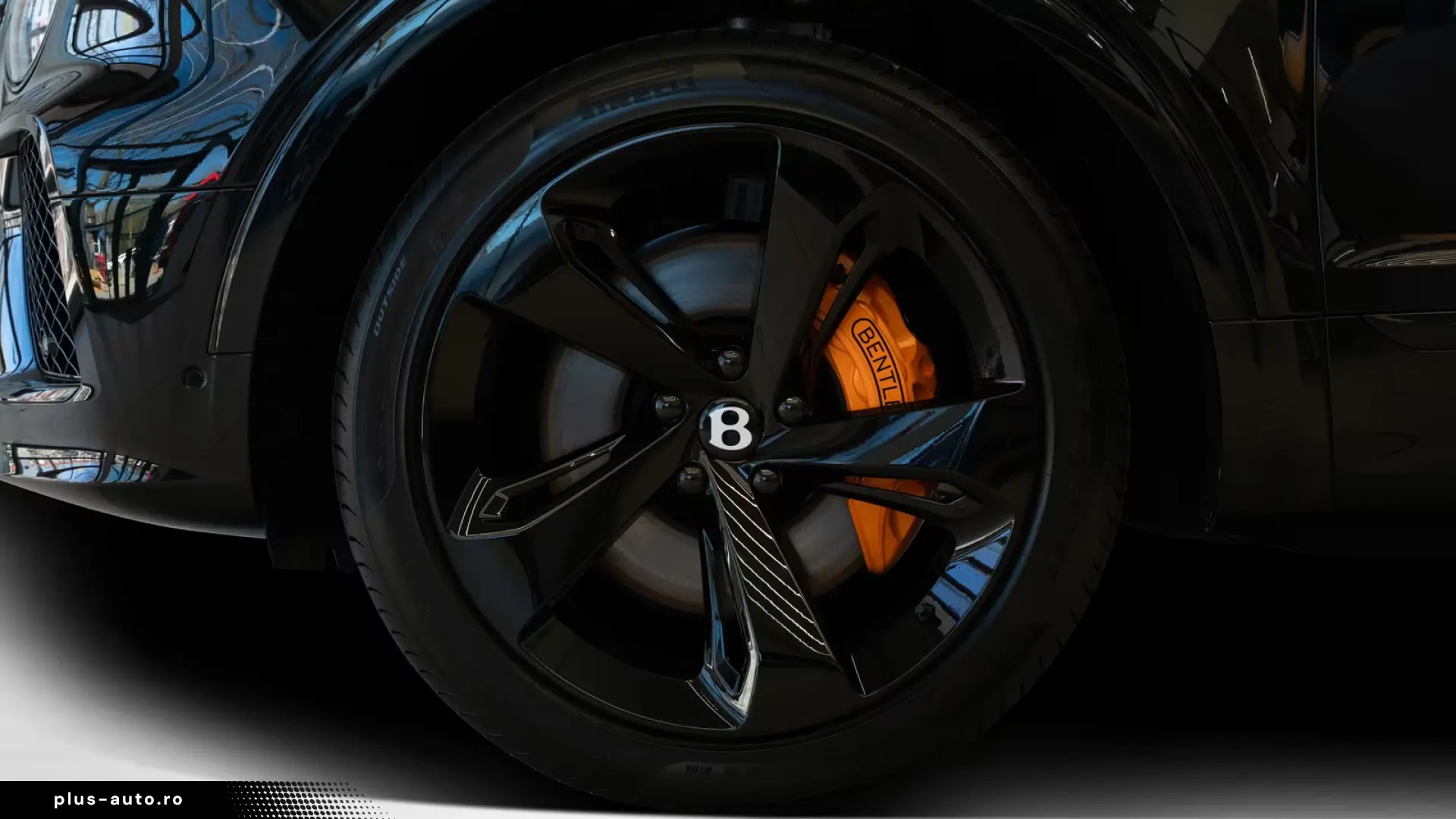 Bentley Bentayga V8