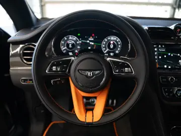 Bentley Bentayga V8
