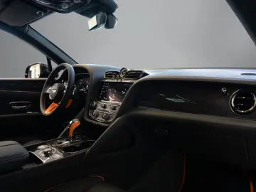 Bentley Bentayga V8