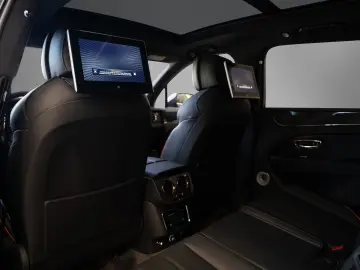 Bentley Bentayga V8