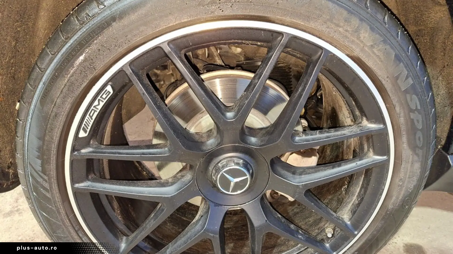 Detalii despre  Mercedes Benz GLE Coupe 53 AMG