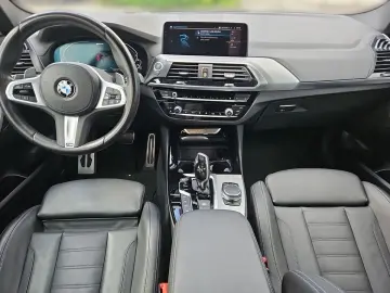 BMW X3 xDrive 30e M Sport NAVI DAB LiveCockpit LED
