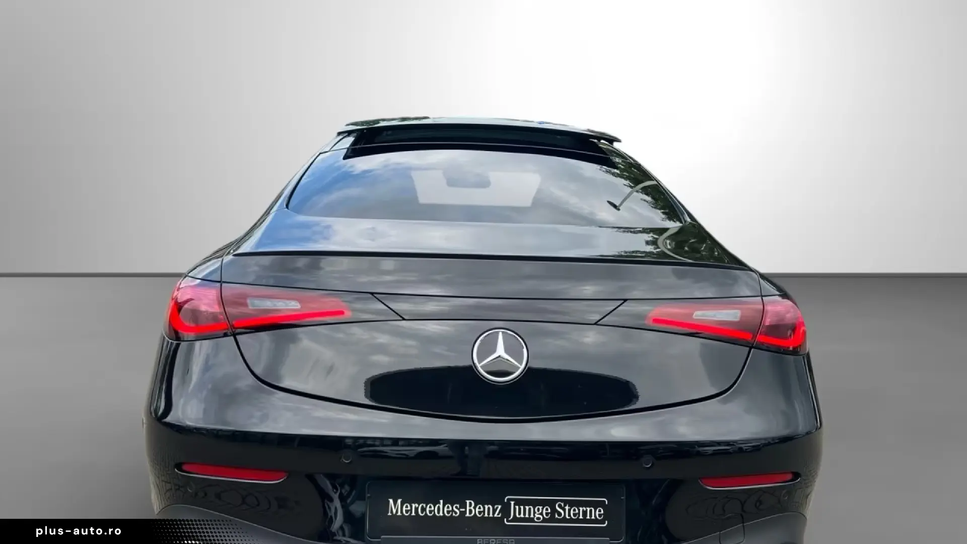 Mercedes-Benz CLE 300 4M Coupé Night Pano Burmester 20 Zoll