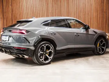 LAMBORGHINI Urus 4.0 V8 Autom.