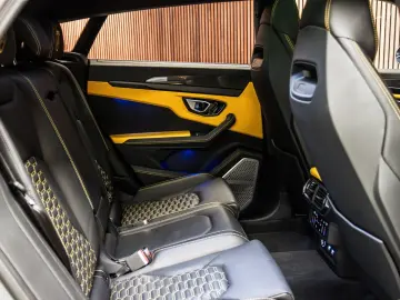 LAMBORGHINI Urus 4.0 V8 Autom.