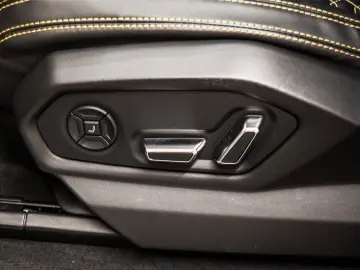 LAMBORGHINI Urus 4.0 V8 Autom.