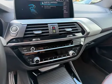 BMW X3 xDrive 30 e M Sport Leder DAB HUD AHK