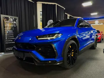 LAMBORGHINI  FULLCARBON PANO 360  PPF B&O HUD ALCANT