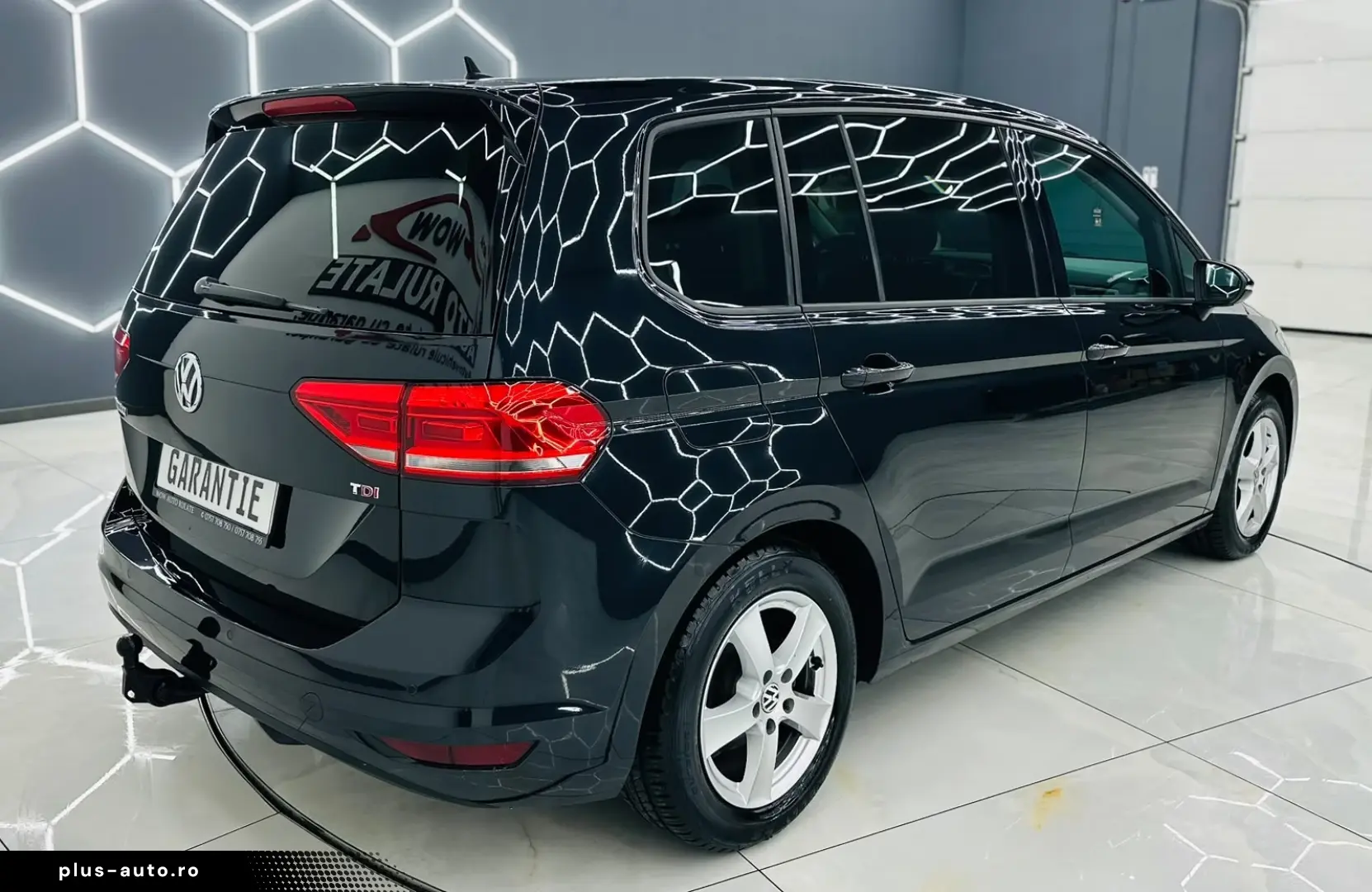 VOLKSWAGEN TOURAN 2017 1.6D E6 Garantie 12 Luni Rate Avans 0
