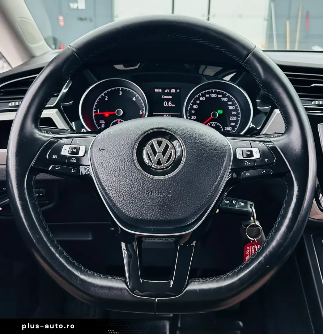 VOLKSWAGEN TOURAN 2017 1.6D E6 Garantie 12 Luni Rate Avans 0